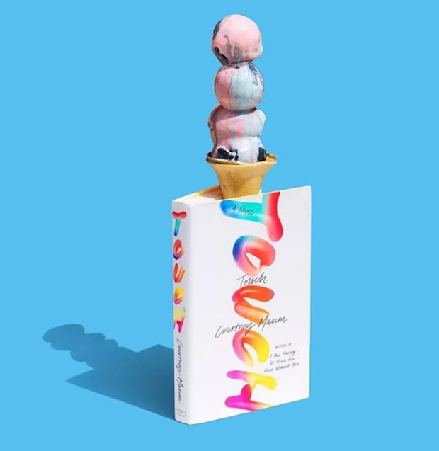 Touch/Foto: instagram.com/Belletrist