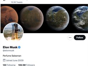 Heboh Elon Musk Mendadak Jualan Parfum