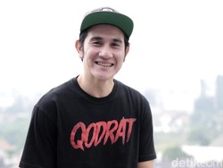 Vino G Bastian Tak Tahan Lihat Wajah Marsha Timothy di Qodrat