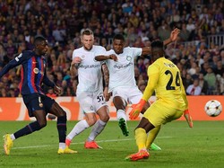 Gol Dembele Bawa Barcelona Ungguli Inter di Babak Pertama