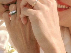 Gong Hyo Jin Umumkan Menikah dengan Kevin Oh, Pamer Jam Tangan Couple