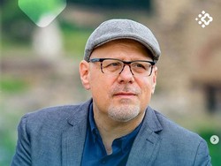 Buku Traveling Eric Weiner Terlaris di Indonesia, Setelah Bahasa Bulgaria