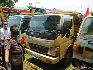 22 Orang Ditangkap Terkait Tambang Ilegal di Jateng, Rugikan Negara Rp 7,2 M 22 Orang Ditangkap Terkait Tambang Ilegal di Jateng, Rugikan Negara Rp 7,2 M