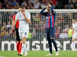 Pique Nge-Blank di Laga Barcelona Vs Inter