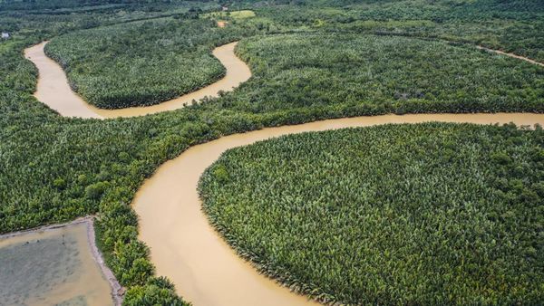Material untuk Bangun IKN Diangkut Lewat Jalur Ini