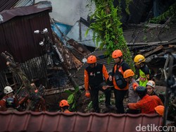 3 Korban Tertimbun Longsor di Gang Barjo Bogor Belum Ditemukan
