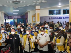 Menteri PUPR Serahkan 7 Catatan untuk Renovasi Total Stadion Kanjuruhan