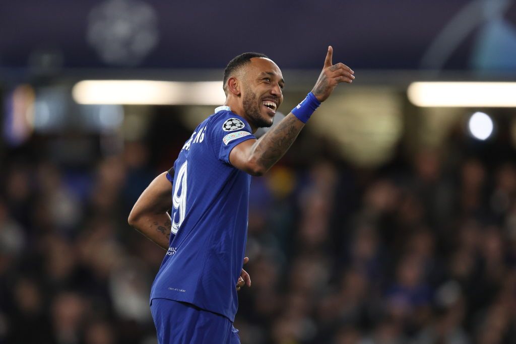 LONDON, ENGLAND - OCTOBER 01: Pierre-Emerick Aubameyang of Chelsea scores their team's first goal during the Premier League match between Crystal Palace and Chelsea FC at Selhurst Park on October 01, 2022 in London, England. (Photo by Harriet Lander/Getty Images)