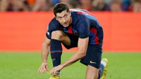 Robert Lewandowski di nomor 5 dengan 3,2 juta pencarian. Tak ayal, Lewandowski bikin heboh dengan pindah dari Bayern Munich ke Barcelona (Getty Images)