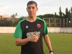 Sepak Terjang Ronald Fagundez dari Pemain Kini Jadi Asisten Pelatih PSM