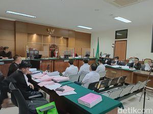 Saksi Ungkap Terdakwa Korupsi Samsat di Banten Gelapkan Pajak 294 Mobil