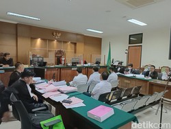 Saksi Ungkap Terdakwa Korupsi Samsat di Banten Gelapkan Pajak 294 Mobil