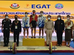 Lifter Muda Siti Zahra Rebut Tiga Emas di Kejuaraan Angkat Besi Thailand