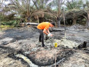 Sumur Minyak di Aceh Timur Terbakar: 1 Tewas, 2 Terluka Sumur Minyak di Aceh Timur Terbakar: 1 Tewas, 2 Terluka