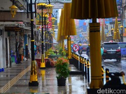 Kelom dan Payung Geulis Ikon Malioboro Tasik