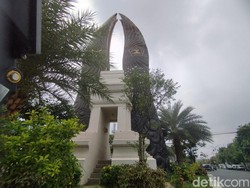 Rasa Cemas Raja Majapahit Abadi dalam Keris Sumilang Gandring