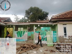 Atap Ponpes di Cibungbulang Bogor Ambruk Diterpa Angin Kencang