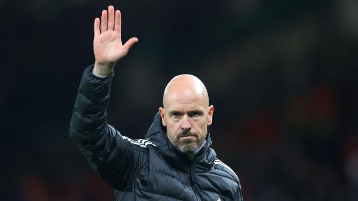 MANCHESTER, ENGLAND - OCTOBER 13: Erik ten Hag, Manager of Manchester United acknowledges the fans after their sides victory during the UEFA Europa League group E match between Manchester United and Omonia Nikosia at Old Trafford on October 13, 2022 in Manchester, England. (Photo by James Gill/Getty Images)