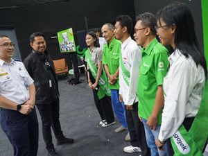 Gojek Beri Beasiswa Kuliah Anak Mitra Driver dari Masuk Sampai Lulus! Gojek Beri Beasiswa Kuliah Anak Mitra Driver dari Masuk Sampai Lulus!