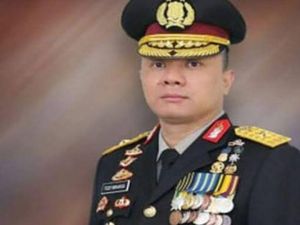 Tersangka Kasus Sabu, Irjen Teddy Minahasa Ditahan 20 Hari ke Depan Tersangka Kasus Sabu, Irjen Teddy Minahasa Ditahan 20 Hari ke Depan