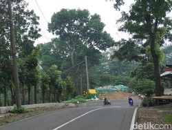 Biar Enggak Nyelonong, Begini Cara Melewati Tanjakan dan Turunan Pakai Motor Matic