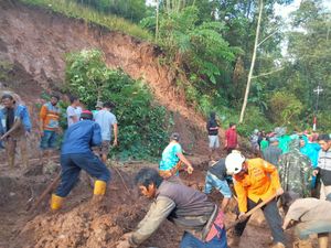 Petaka Longsor di Rumbia Jeneponto yang Merenggut 3 Nyawa