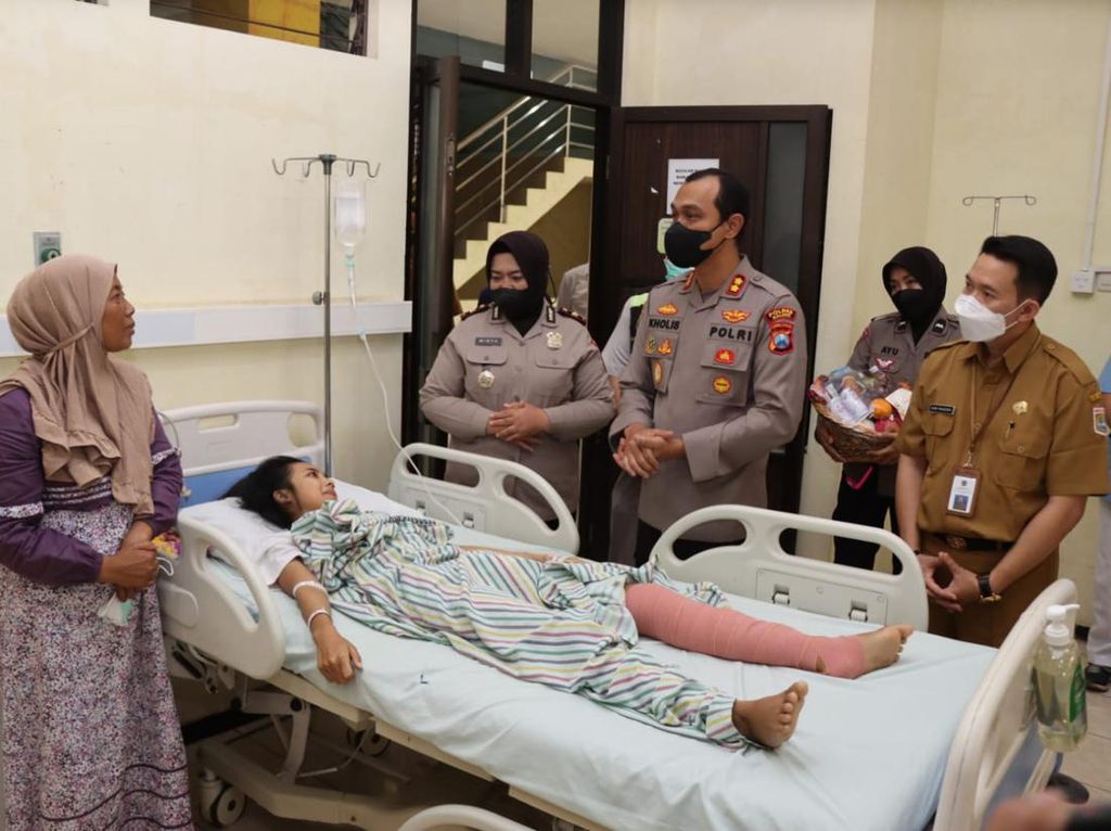 Kapolres Malang yang Baru Sampaikan Permohonan Maaf ke Korban Kanjuruhan Kapolres Malang yang Baru Sampaikan Permohonan Maaf ke Korban Kanjuruhan