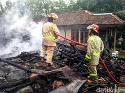 Uang Belasan Juta Rupiah Milik Warga Sukabumi Hangus Terbakar