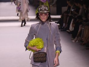10 Koleksi Busana Fendi Spring/ Summer 2023