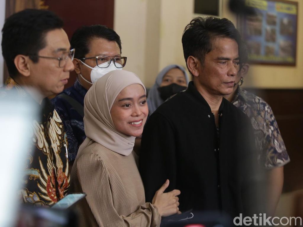 Kondisi Terkini Lesti Kejora Usai Ramai Tagar Boikot Leslar Kondisi Terkini Lesti Kejora Usai Ramai Tagar Boikot Leslar