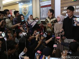 3 Poin Alasan Lesti Cabut Laporan dan Memaafkan Rizky Billar 3 Poin Alasan Lesti Cabut Laporan dan Memaafkan Rizky Billar