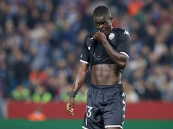 Duh! Pemain Pinjaman Chelsea Ini Cetak Gol Bunuh Diri Konyol