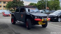 Keren! Maung 4x4 Korps Brimob, Cocok untuk Menerbas di Medan Ekstrem