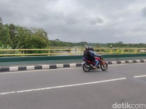 Penampakan Motor Misterius Ditinggal Pemiliknya di Jembatan Srandakan