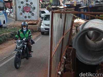 Nih Proyek Gorong-gorong yang Bikin Jalan Ciledug Makin Macet