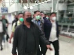 Momen saat Apin BK Dibawa ke Jakarta