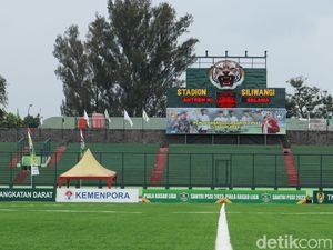 Papan Skor Kepala Maung yang Ikonik di Stadion Siliwangi Papan Skor Kepala Maung yang Ikonik di Stadion Siliwangi