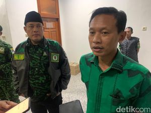 Ricuh Massa Tolak Muswilub di Kantor PPP Jatim, Pengurus GPK Angkat Bicara Ricuh Massa Tolak Muswilub di Kantor PPP Jatim, Pengurus GPK Angkat Bicara