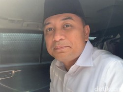 Jurus Wali Kota Eri Mengentaskan 638 Ribu Warga Miskin Surabaya