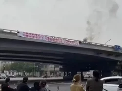 Pengunjuk Rasa Misterius, Disensor di China Tapi Dipuji di Dunia Maya