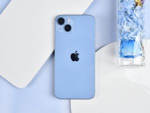 Apple Dikabarkan Kurangi Produksi iPhone 14 Plus