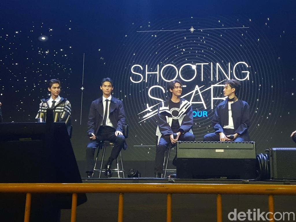 Jatuh Cinta dengan F4 Thailand Lewat Shooting Star Asia Tour in Jakarta