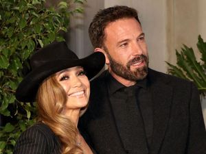 Jadi Istri Ben Affleck, Jennifer Lopez Makin Akrab dengan Jennifer Garner Jadi Istri Ben Affleck, Jennifer Lopez Makin Akrab dengan Jennifer Garner
