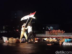 Mengenang Pertempuran 5 Hari di Semarang Lewat Teatrikal-Dentuman Meriam