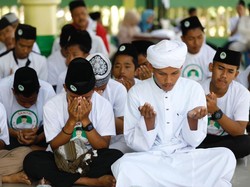 Dinilai Peduli Pesantren, Ganjar Didukung Ratusan Santri di Sumut Nyapres