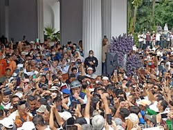 Teriakan Anies Presiden Menggema di Balai Kota DKI