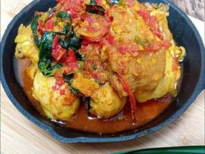 Resep Pembaca : Resep Ayam Woku Khas Minahasa yang Pedas Segar Resep Pembaca : Resep Ayam Woku Khas Minahasa yang Pedas Segar