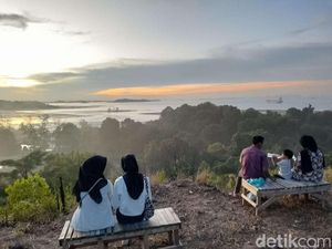 Pesona Senja di Bukit Harimau Batam Pesona Senja di Bukit Harimau Batam