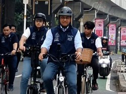 Momen Anies Naik Sepeda ke Balai Kota di Hari Terakhir Menjabat Gubernur DKI