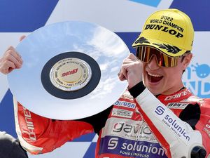 Izan Guevara Juara Dunia Moto3 2022 Izan Guevara Juara Dunia Moto3 2022